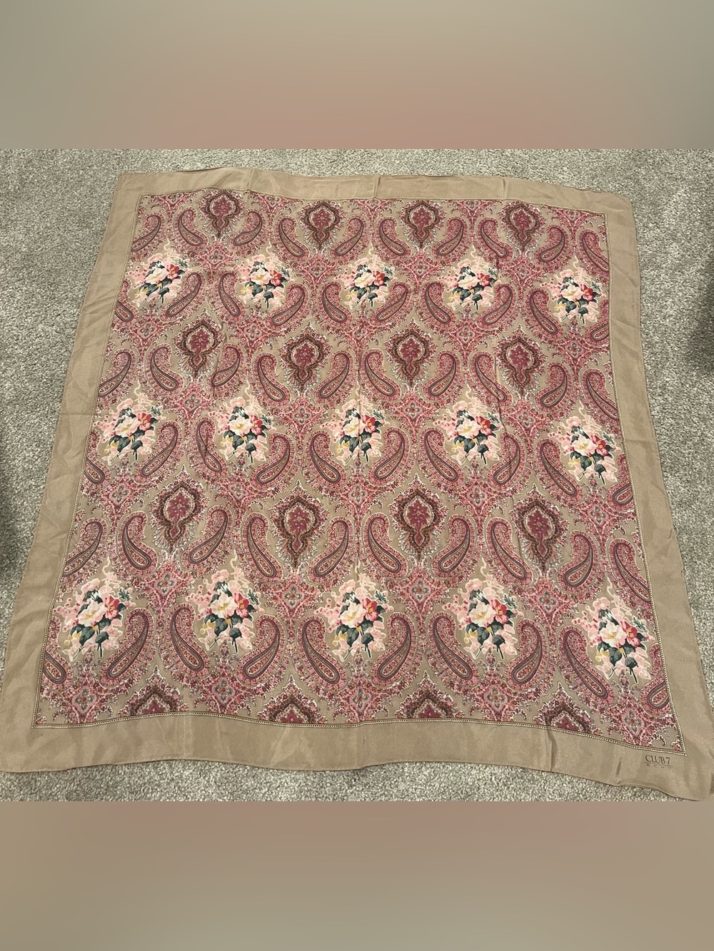Vintage Floral Paisley Echo Club 7 Scarf